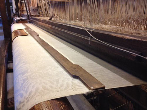 Linnen hemden dragen en onderhouden. Hoe zit dat nou? | Suitable.nl