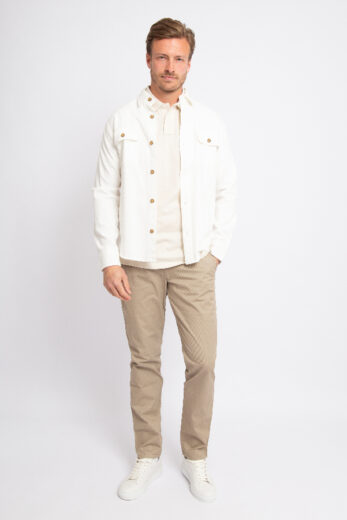 beige-chino-outfit-2