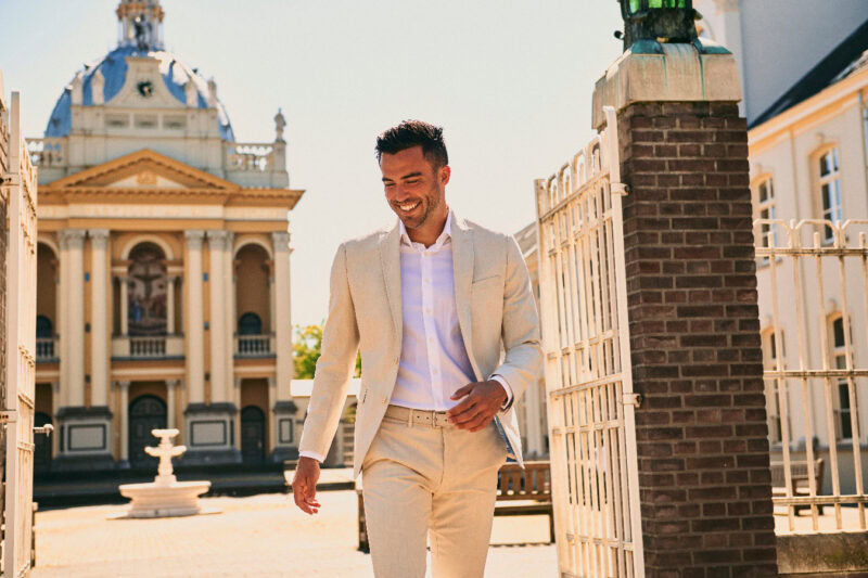 Tenue-de-ville-hero-2