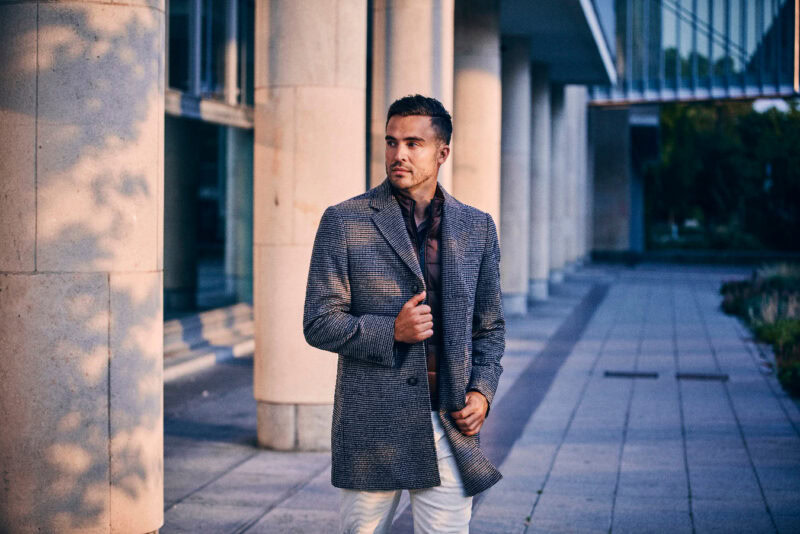 hero-old-money-dresscode